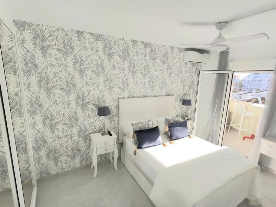 Lux. Frontbeach-Terrace. 5 Pools.Tv. 2 A.C.Netflix Benalmádena Exterior foto