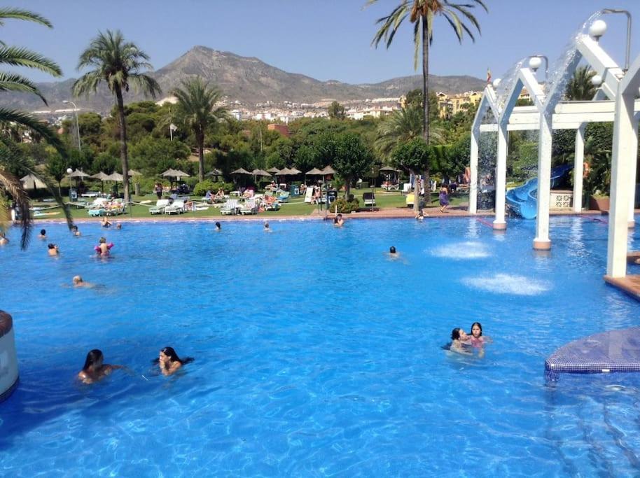 Lux. Frontbeach-Terrace. 5 Pools.Tv. 2 A.C.Netflix Benalmádena Exterior foto