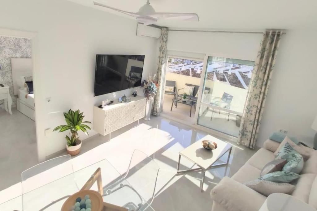 Lux. Frontbeach-Terrace. 5 Pools.Tv. 2 A.C.Netflix Benalmádena Exterior foto